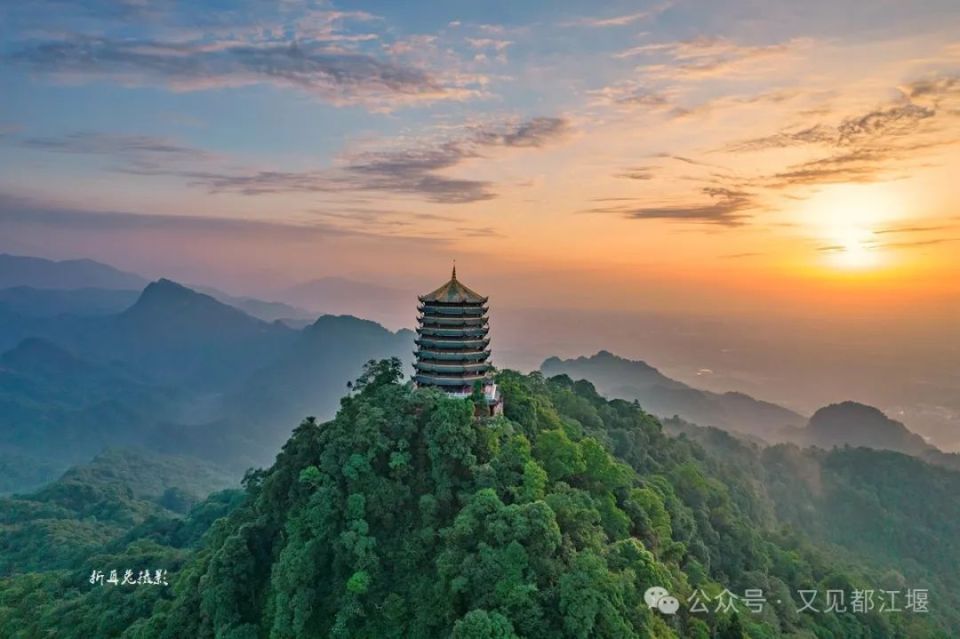 纪念张大千诞辰125周年,看张大千与青城山的不解之缘