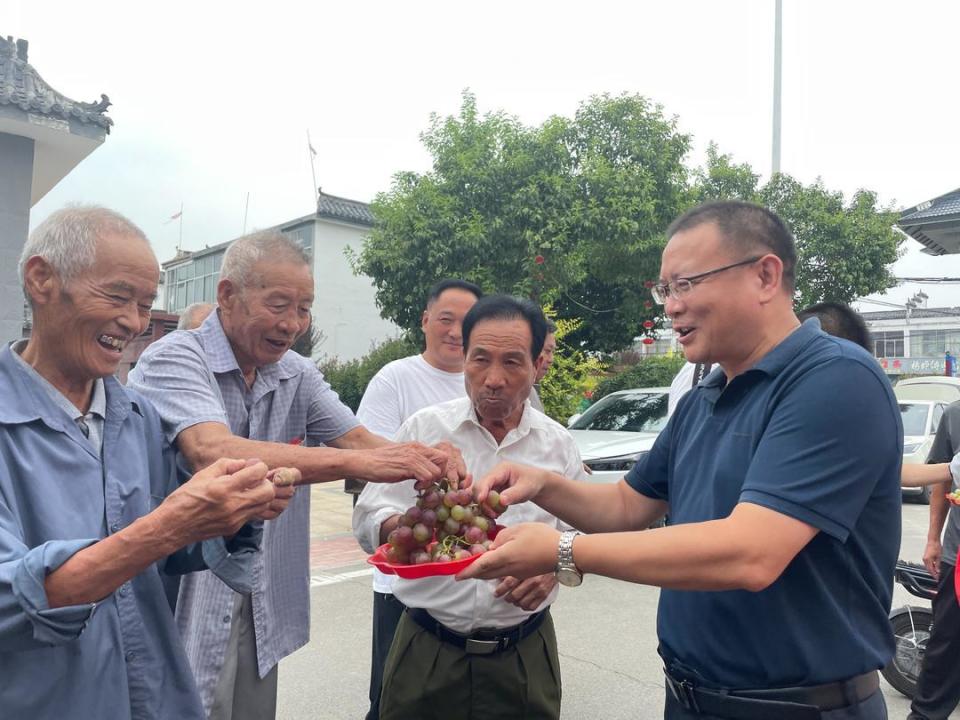 滕州西岗镇满孝广图片