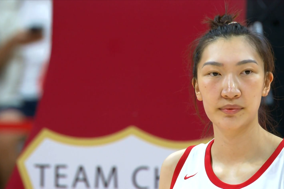中国女篮：韩旭15+9，杨舒予8中1杨力维6失误，张子宇缺阵