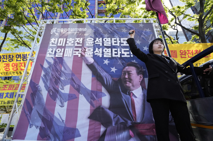 不吝开罪中俄，韩总统尹锡悦7天访美要干什么？
