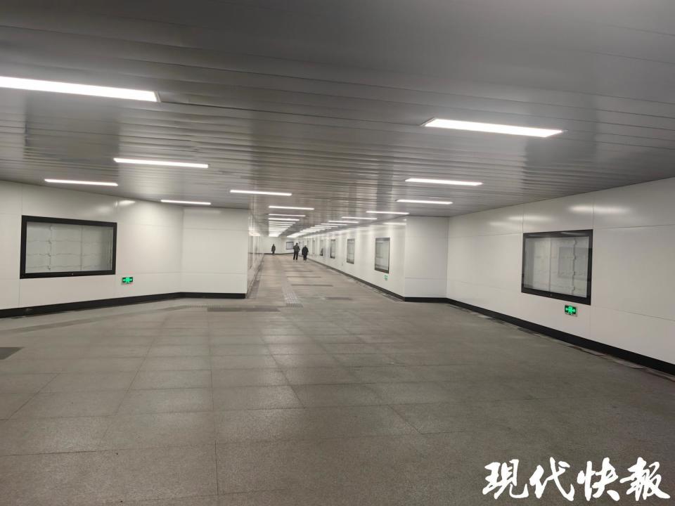 南京新庄地下人行通道被指设计不合理建设单位称目前不具备调整条件