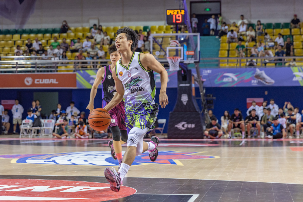 篮球——cubal全明星赛:巅峰队胜精英队