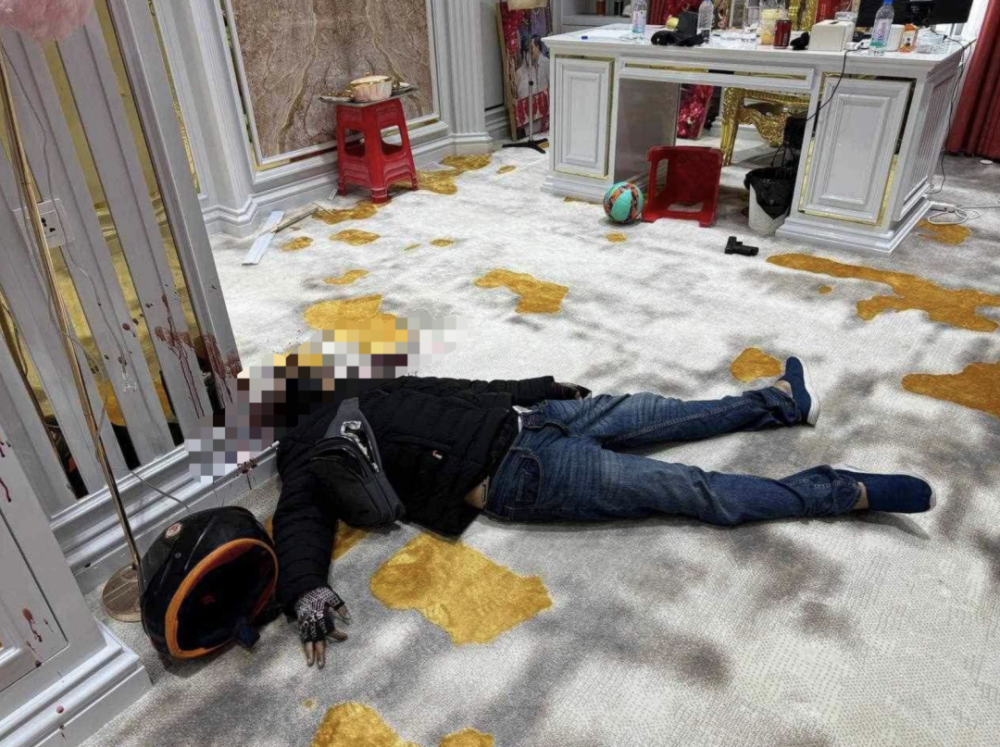 20万美元不成还杀了人,又身陷包围圈无法脱身,最终选择开枪爆头自尽