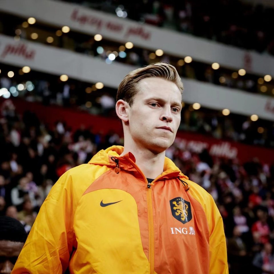 德容缺席,荷兰中场选择再生变数?