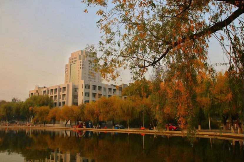 燕山大学 风景图片