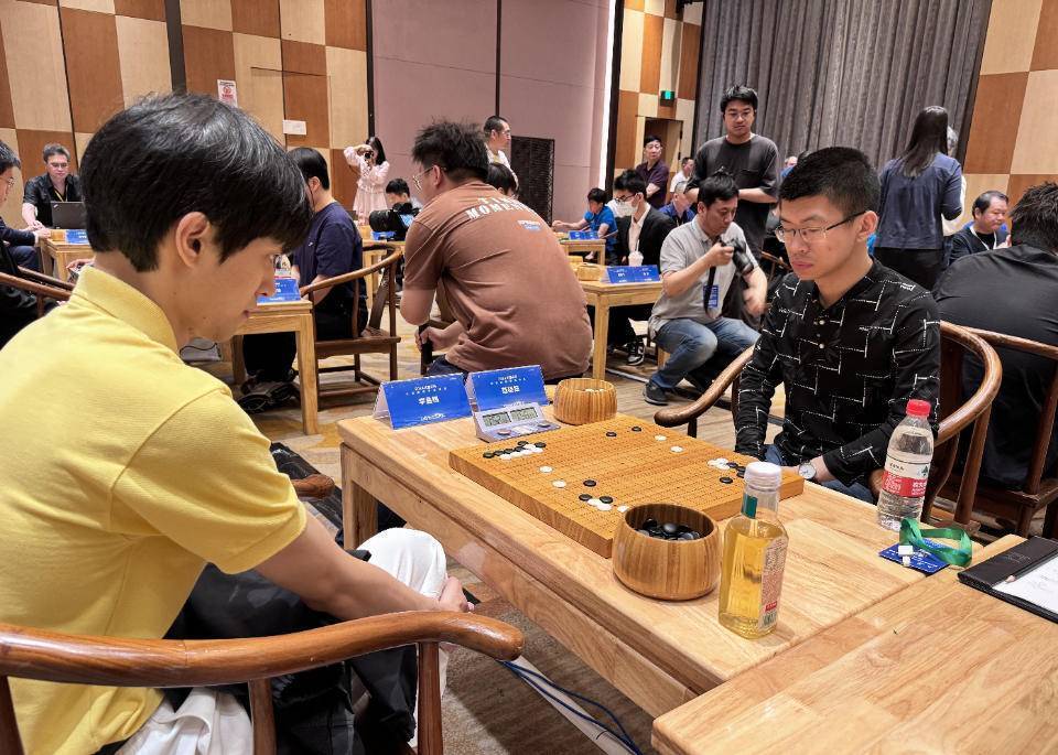 范廷钰占得先机后,鲁军继续高奏凯歌.