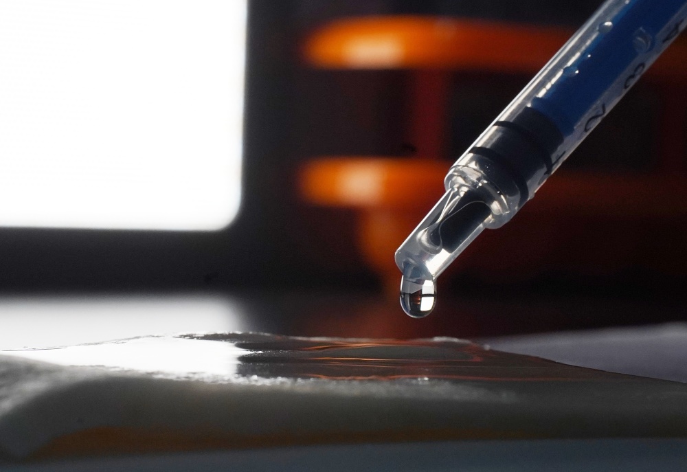 怎么买医用胶水科技周刊 ｜ 普通胶遇水就废 这款胶偏不怕水_https://www.jmylbn.com_新闻资讯_第5张