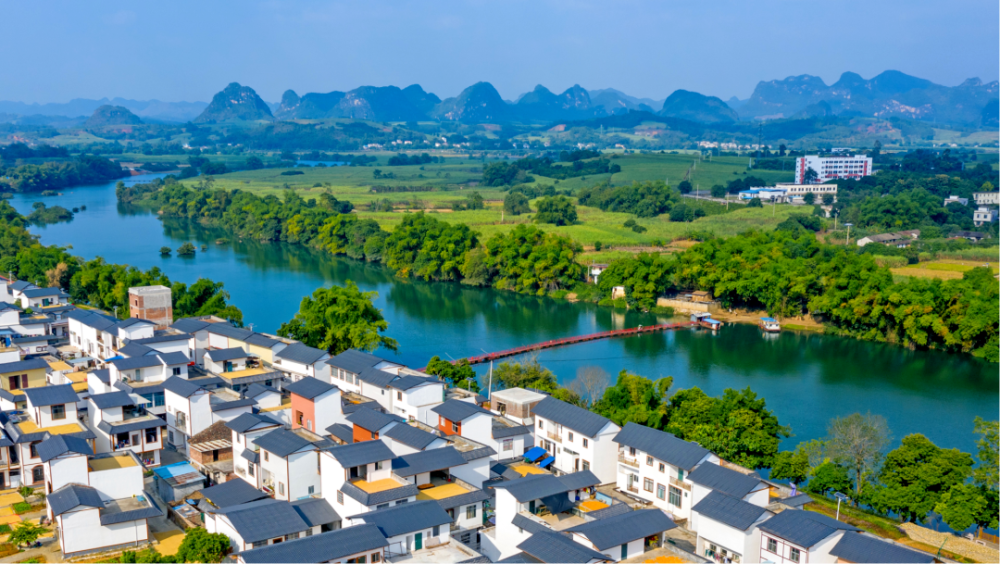 其中,江州区新和镇卜花村,大新县堪圩乡明仕村,中共崇左市委党校入选.