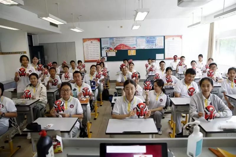 北京二中学生记者团专访市教委主任,问的全是热点