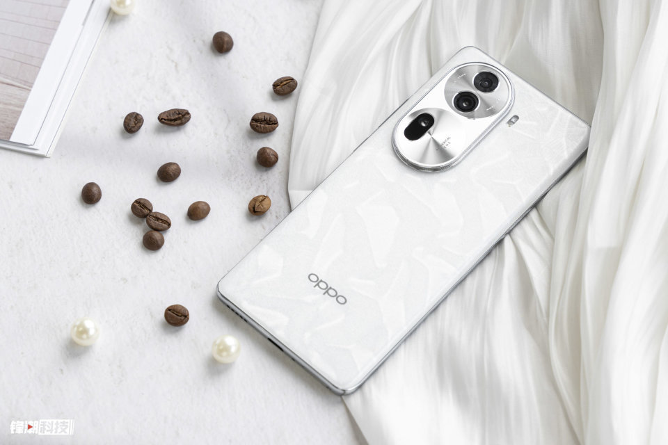 单反级人像镜头加持,oppo reno11系列全焦段一镜通收-腾讯新闻