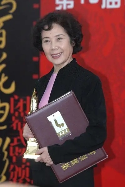 86岁表演艺术家郑振瑶逝世 曾两度荣膺"金鸡奖"_腾讯新闻