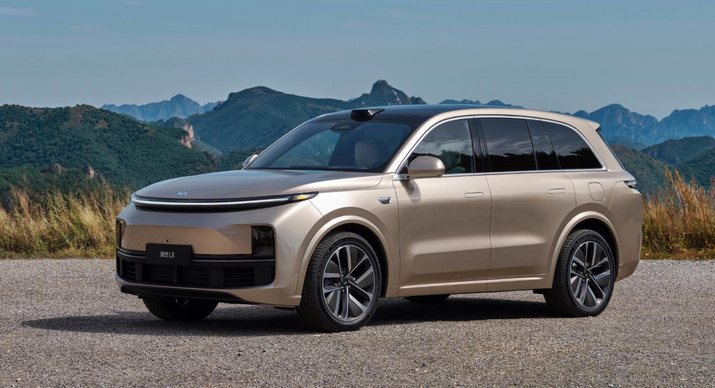 2020年,理想one取得中国新能源suv市场销量冠军,同时成为30万元以上