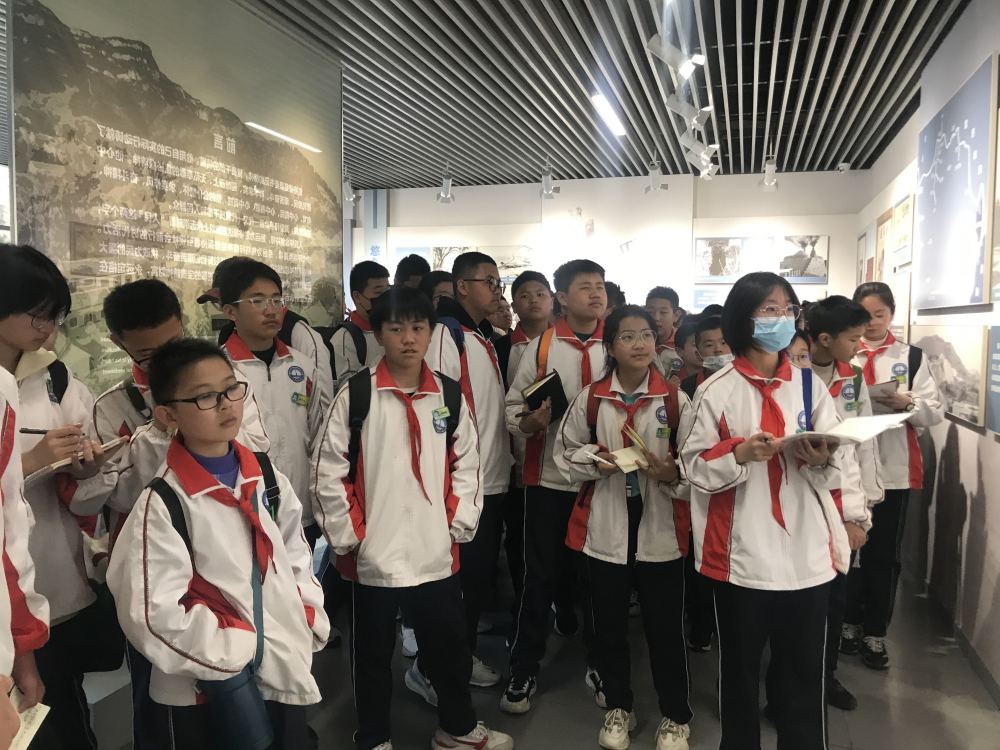 读万卷书,行万里路 淄川金城中学开启研学之旅_腾讯新闻