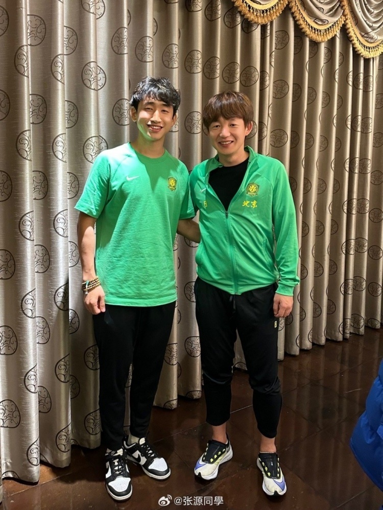 直播吧11月6日讯 前国脚,国安球员朴成宣布退役.