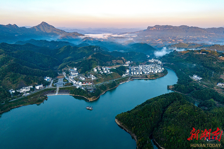 位于石门县中部的维新镇,古称仙阳,又名渫阳.