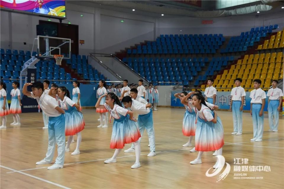 超燃!江津中小学校园集体舞大比拼