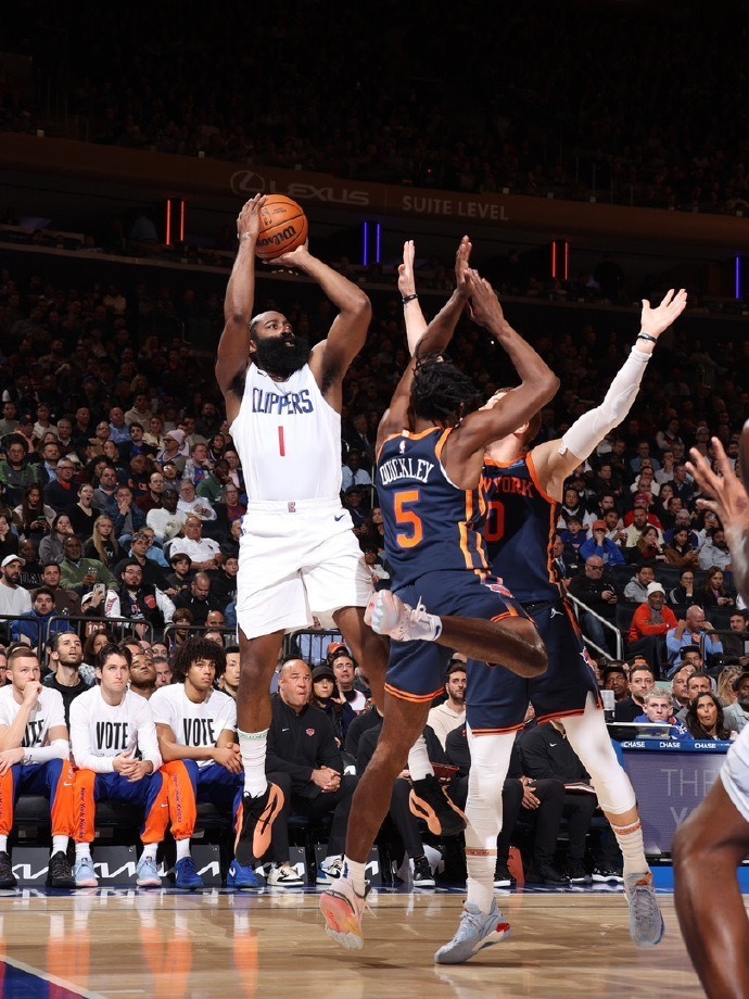 哈登我毫无准备就首秀了但感觉不错快船四巨头拥有无限可能