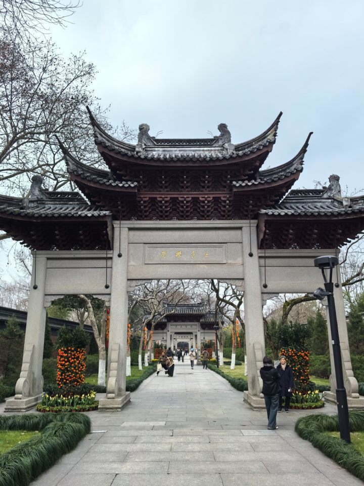 钱王祠有哪些"龙"元素?