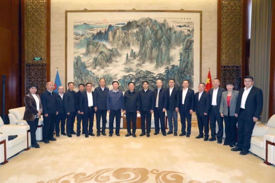 中国五矿党组书记,董事长翁祖亮会见铜仁市委书记李作勋