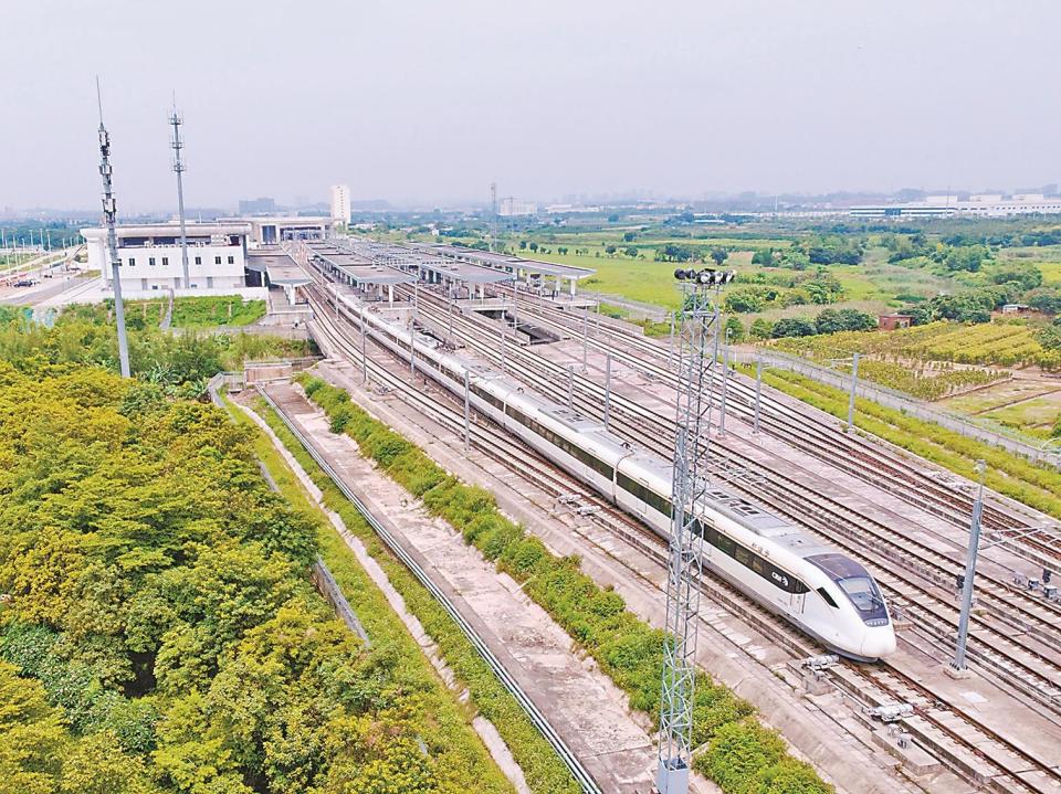 明日广东城际"四线"贯通 连通大湾区五市广佛肇莞惠_腾讯新闻