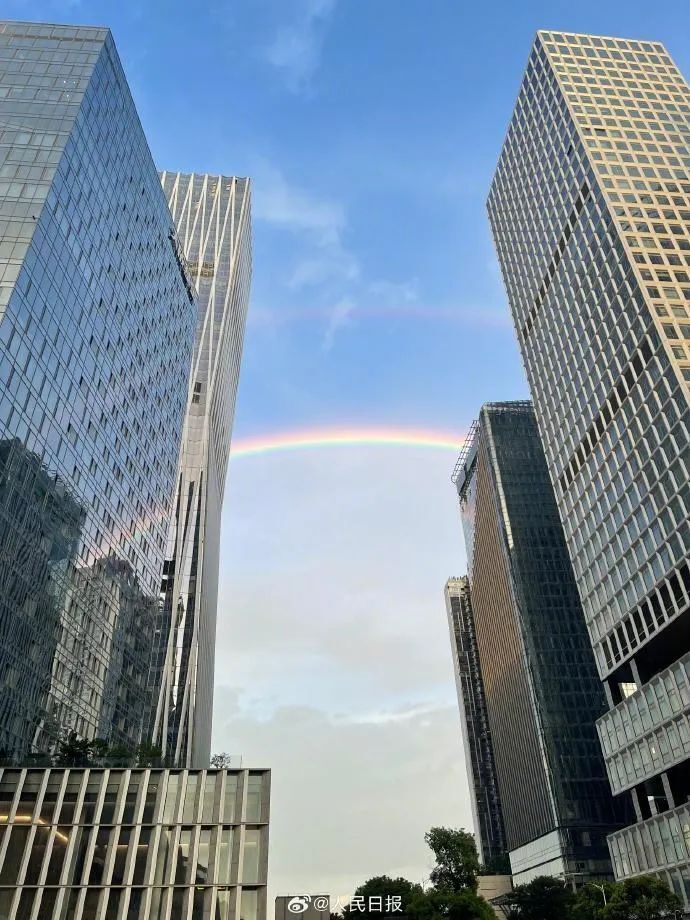 深圳上空,惊现双彩虹!