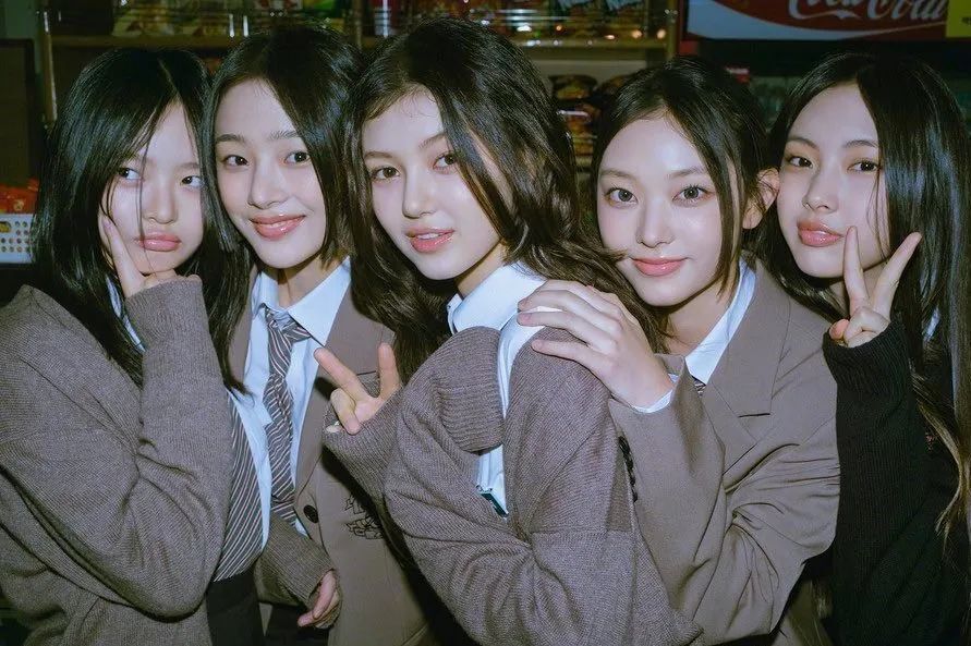 韩国当红女团饱受少女剥削之苦