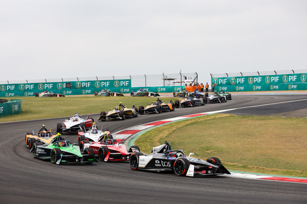 赛车——国际汽联电动方程式赛车锦标赛上海站赛况