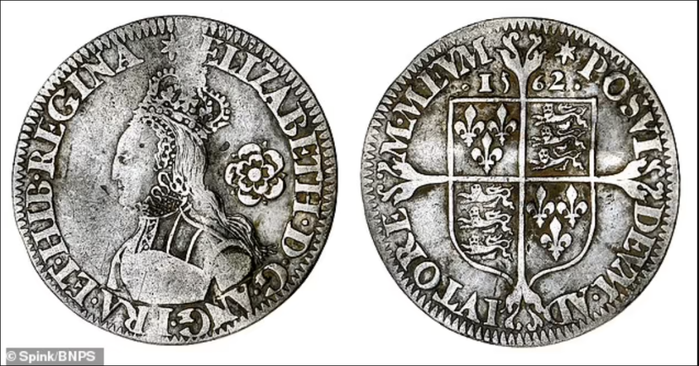 英国老人抽奖获得金属探测器,挖到234枚罕见硬币,拍卖了21万元