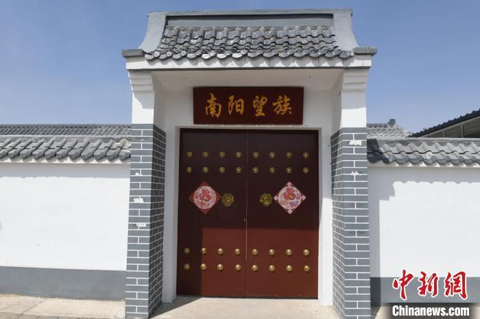 甘肃民勤生态及地质灾害避险搬迁:民众"忧居" 变"优居"