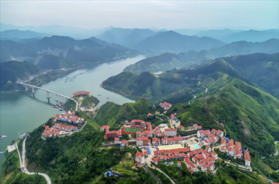 乡游黔中 · 罗甸县 红水河镇丨唤醒多巴胺,解锁水上鲜活夏日