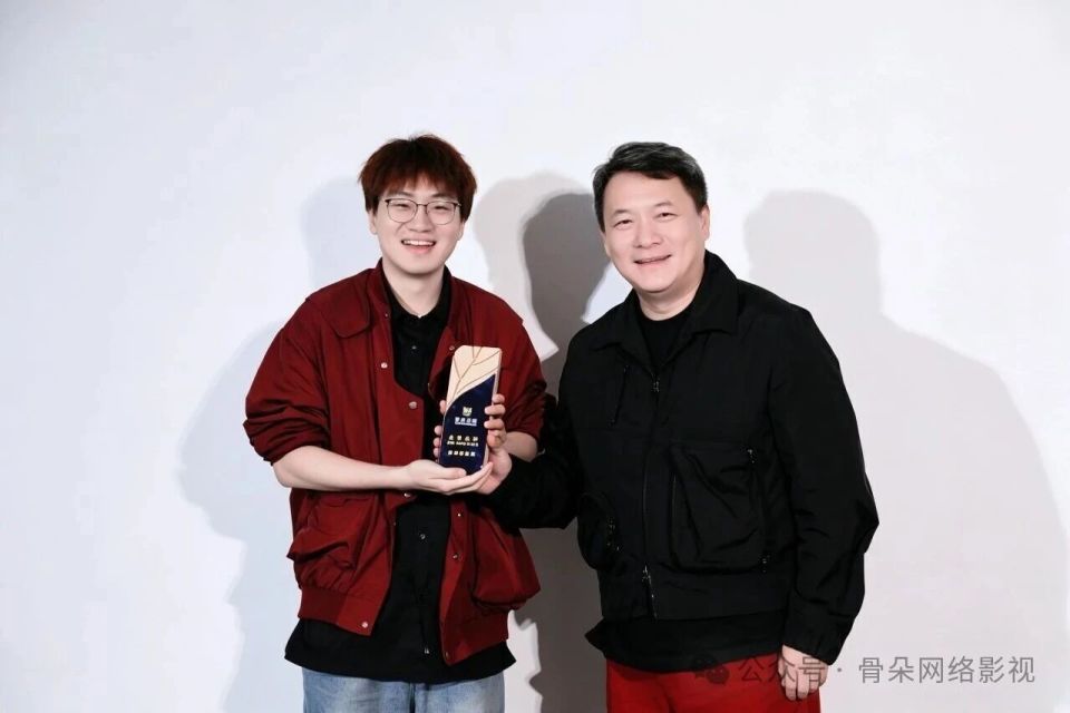 骨朵x长信AIGC训练营学员作品展映 |《UNCLASSIFIED》_腾讯新闻