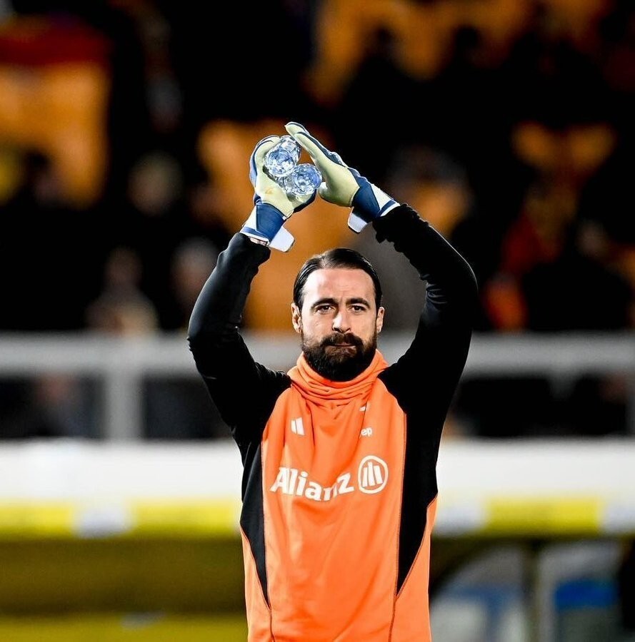 斯基拉尤文图斯接近与平索利奥续约