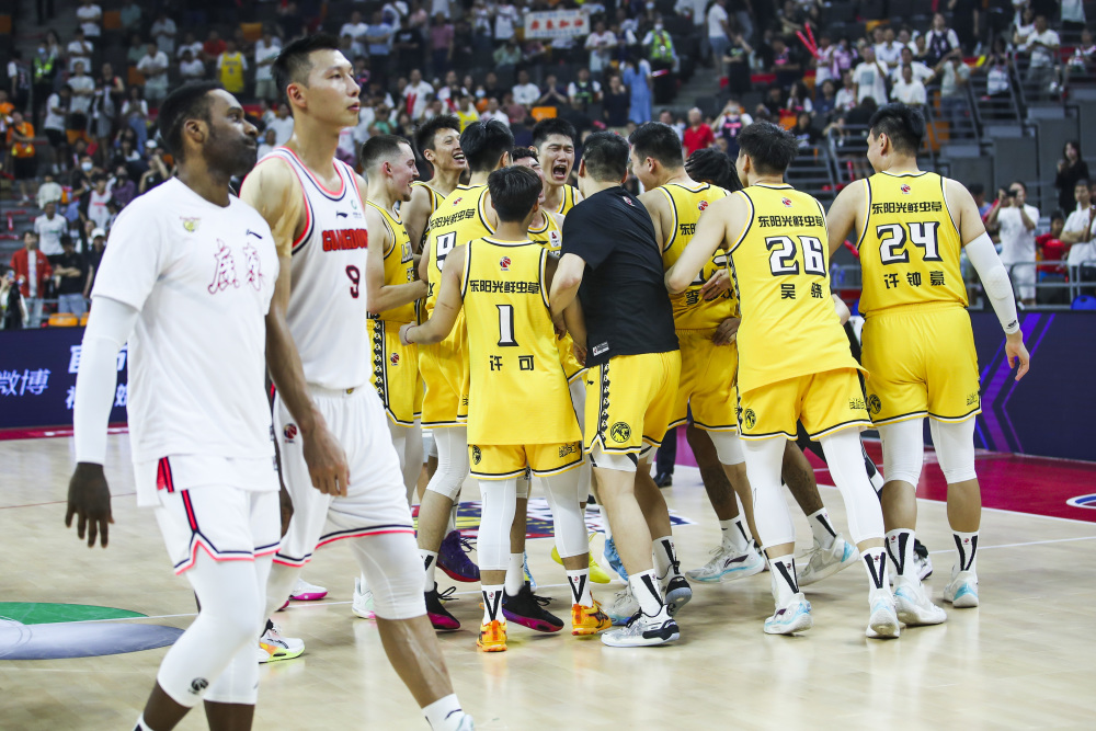 体育篮球cba季后赛浙江东阳光晋级四强
