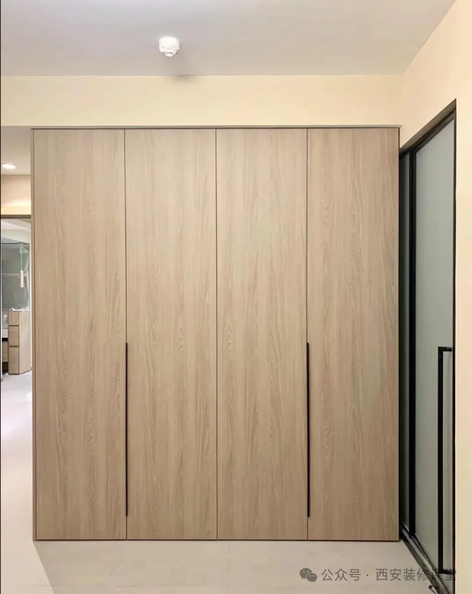 衣柜柜门颜色和材质,哪种更好?7.