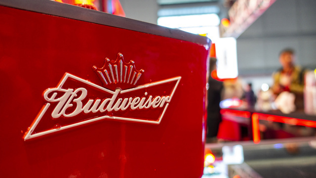 2023年百威中国收入增长128啤酒高端化将进下半场