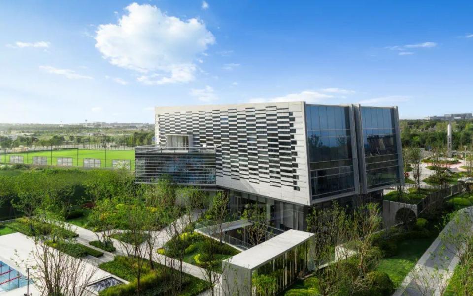 “超级机场”投用背后：一座“机场城市”的诞生_腾讯新闻