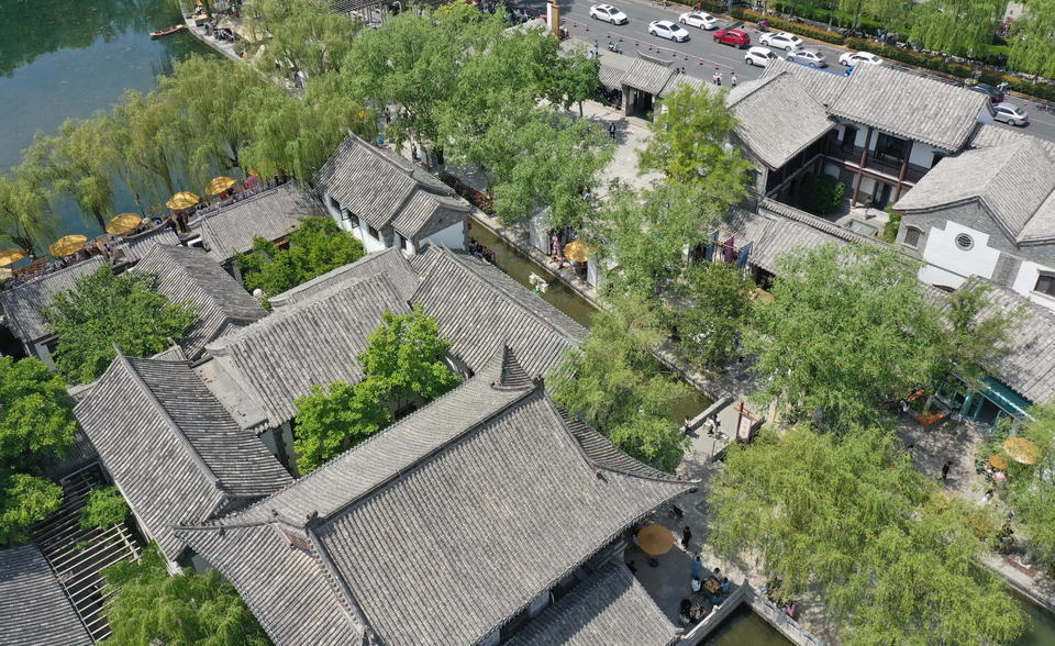 古色古香典雅清新,端午假日航拍济南百花洲