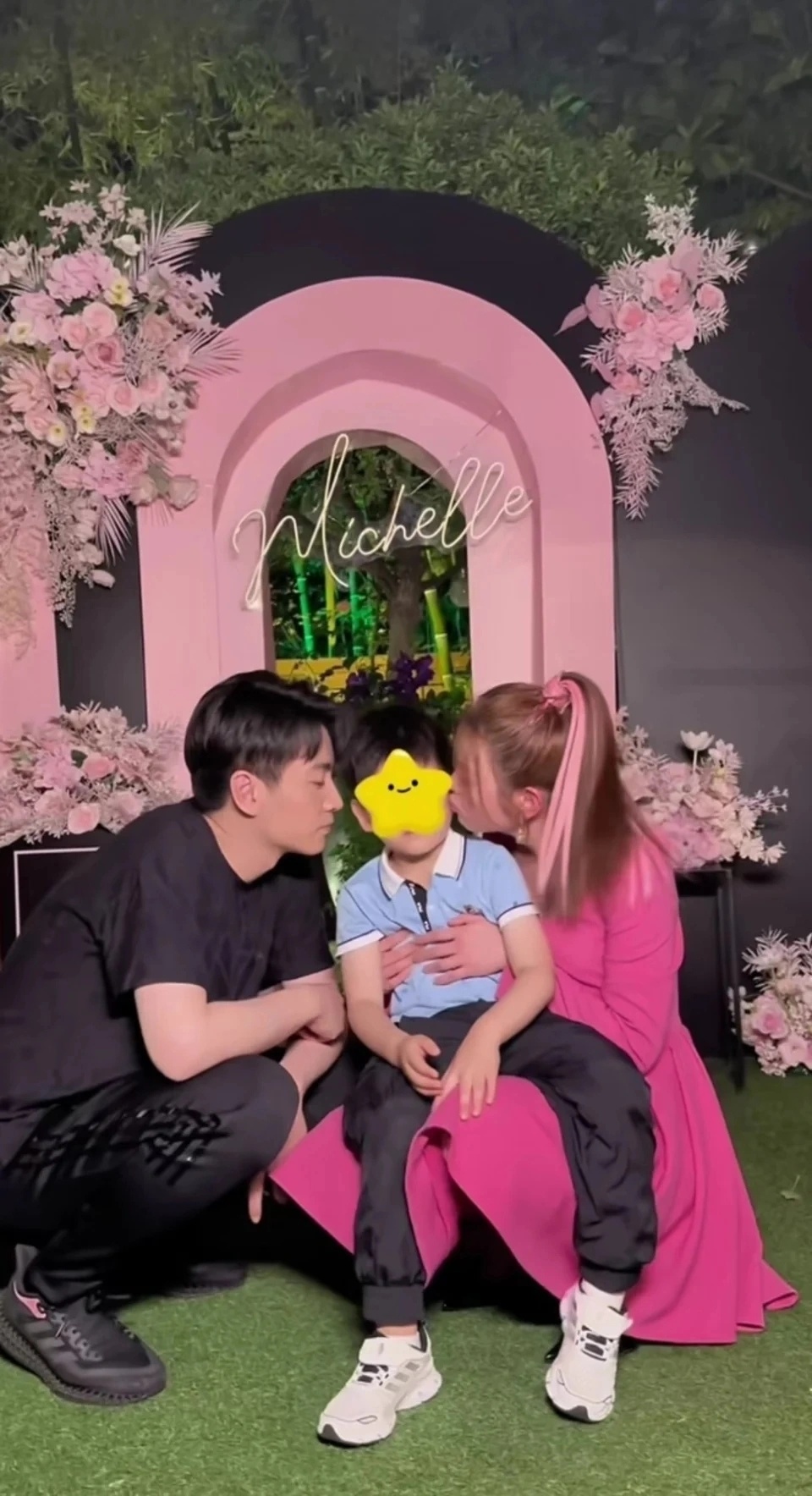 陈妍希晒照庆41岁生日,肤白貌美宛如少女,与杨丞琳姐妹情深惹人羡