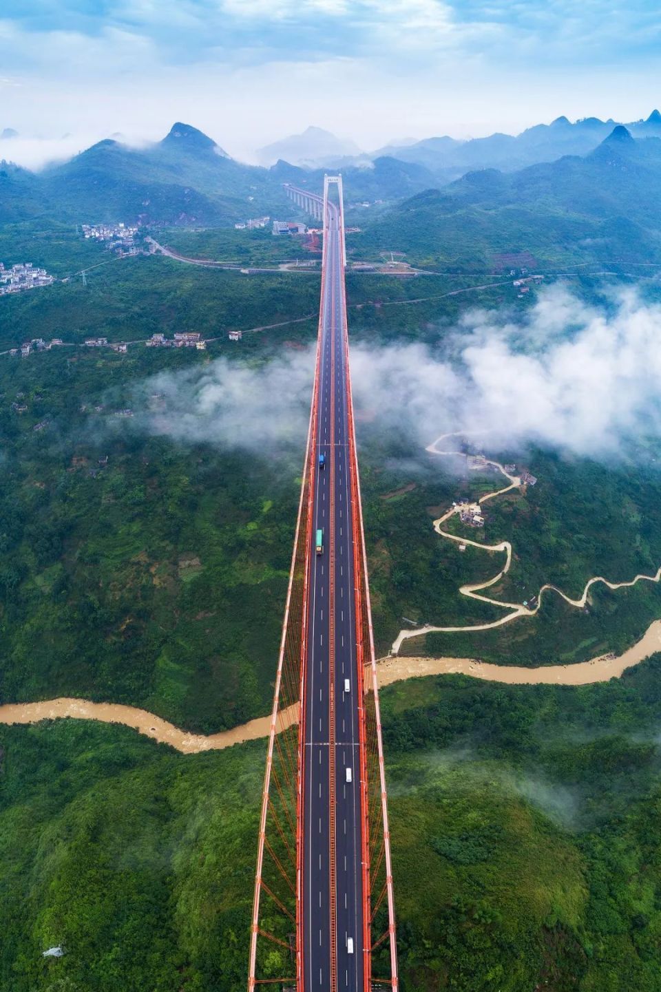 离通车近了贵州这条高速公路大桥荷载试验开测