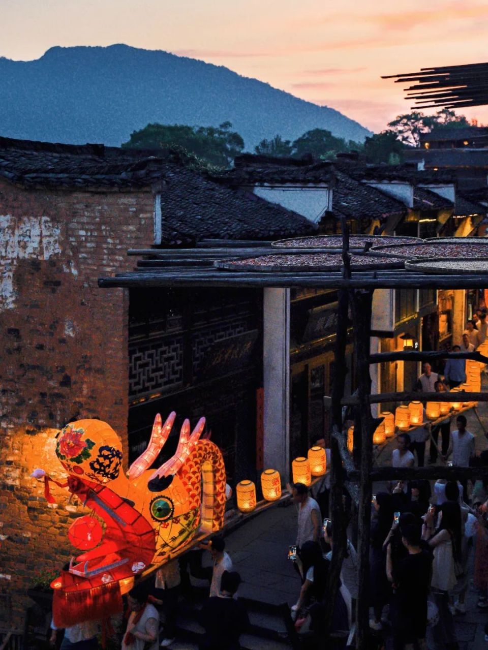 倒计时!第二届篁岭海内外网红节暨篁岭乡村夜游季开幕式即将启幕!