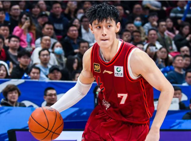 曾凡博工作室回应签篮网传言：NBA事宜尚无详实进展 抓紧恢复健康