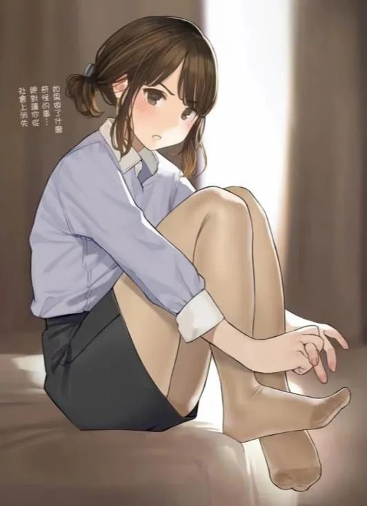 酱在和男主出差时,为了给两人创造上本垒的机会,故意弄错了酒店的预定