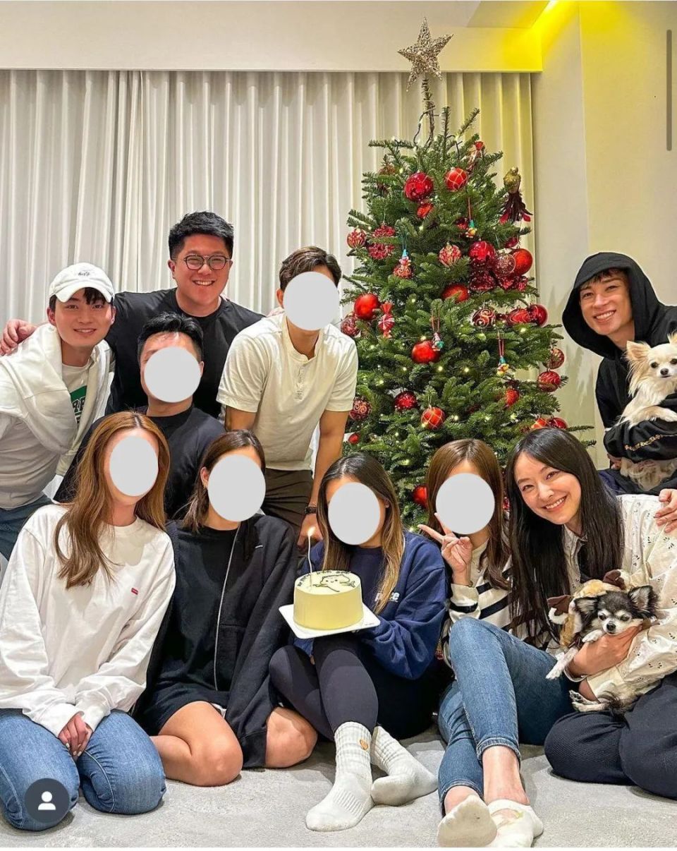 自从2020年结束跟前公司sunny idea的宾主关系,加入星梦娱乐后,她开始