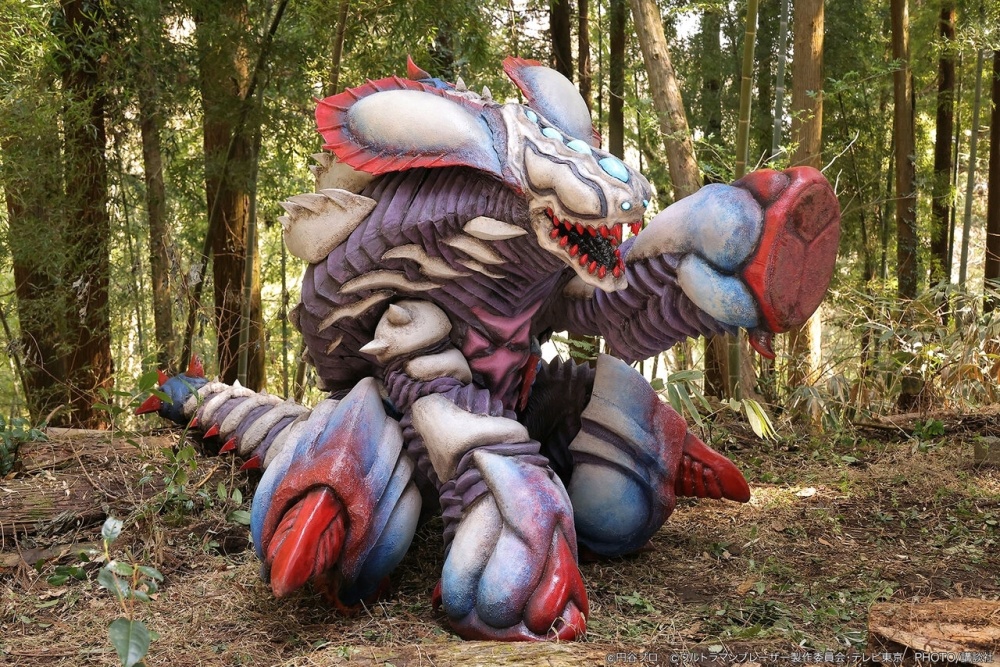 布莱泽奥特曼:新怪兽祖古刚官方剧照 帅气十足的镰刀甲虫