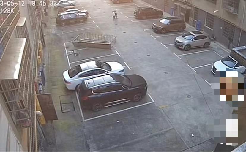 湖南2名儿童随防护窗坠落均已身亡 家人：2人加起来不超过50斤到底是什么意思-313啦实用网