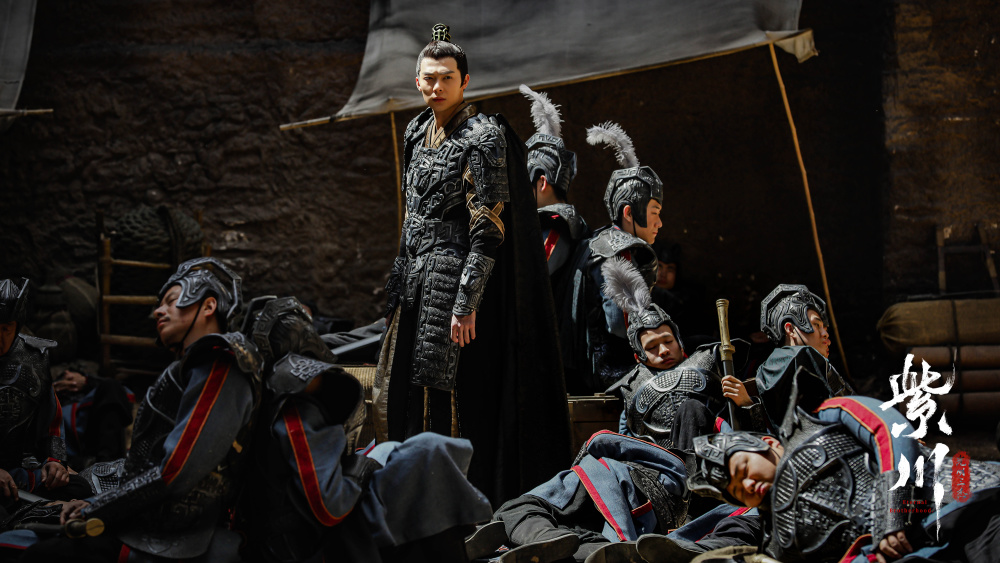 《紫川·光明三杰》今日收官 杨旭文刘宇宁张铭恩三兄弟退敌守护家族