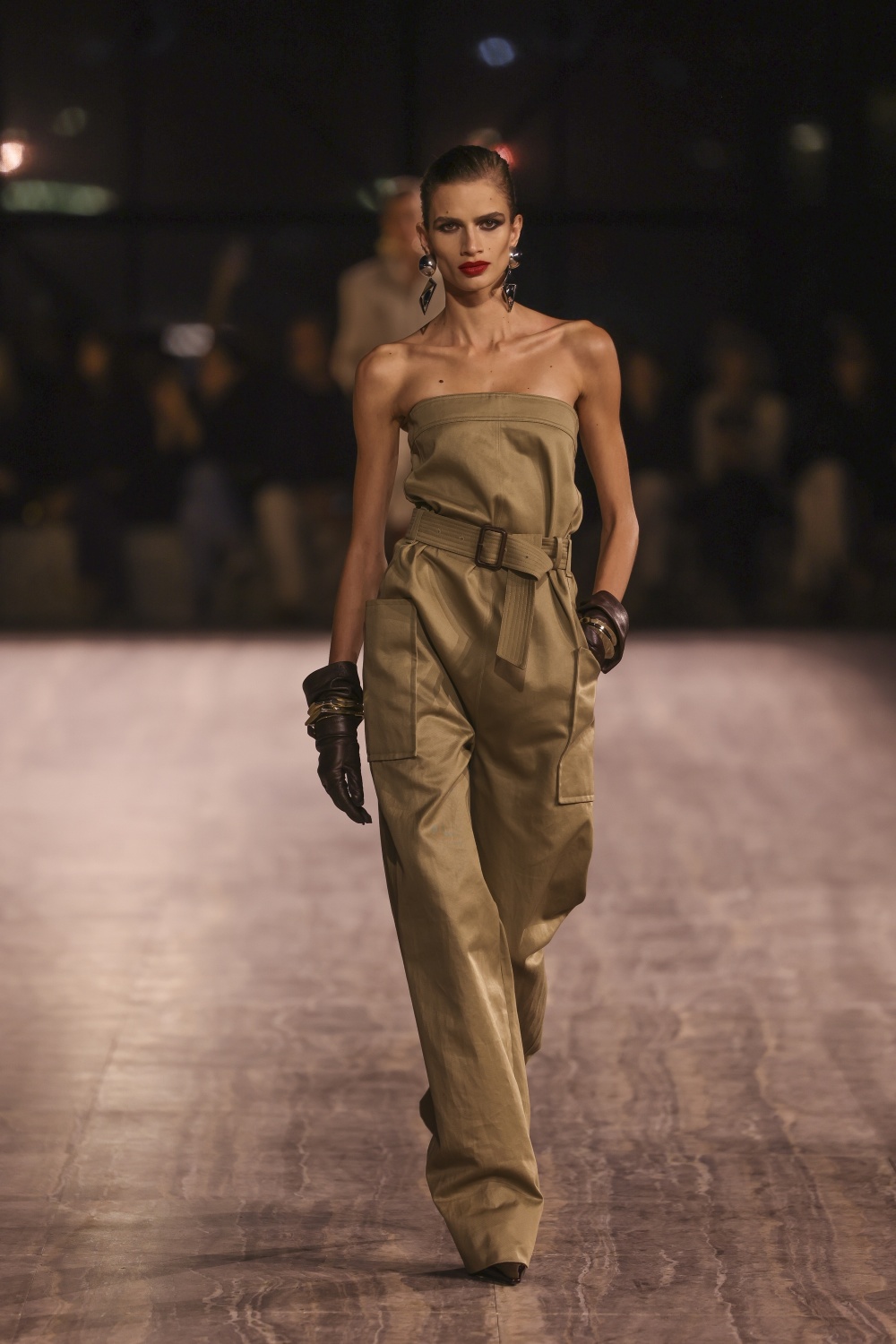 巴黎时装周——圣罗兰品牌时装秀(2)