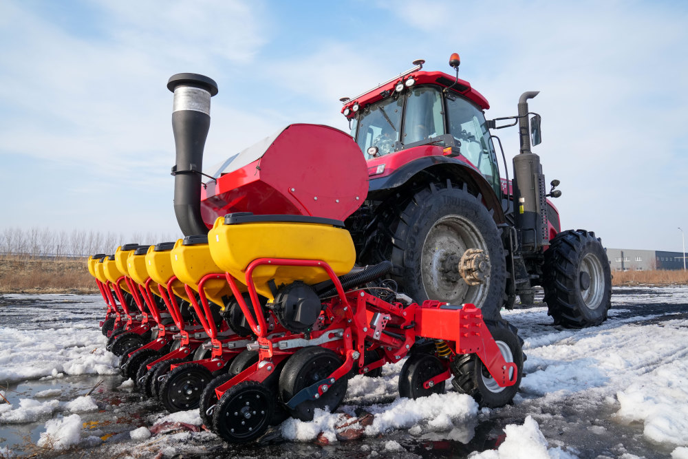 "北大仓"春耕新风向:智慧农机 科技备耕_腾讯新闻