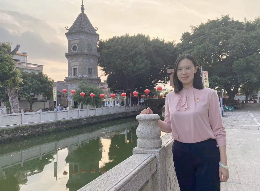 刘思敏是番禺区委派驻石楼镇大岭村第一书记,2021年9月她来到大岭村后