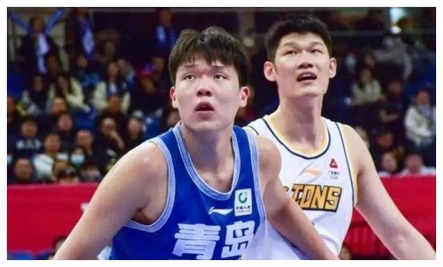 杨瀚森季后赛首秀场均8分,姚明易建联表现一般,王治郅是个天才